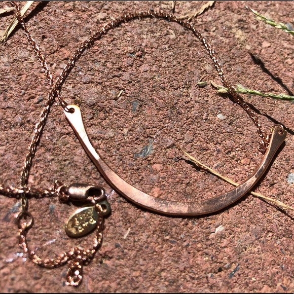 Phyllis & Rosie mini Francis necklace Rose Gold - Picture 3 of 5